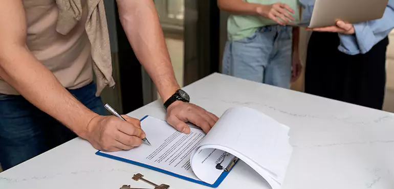 Advantages of Using Assignment of Contract in Real Estate in West Virginia, WV